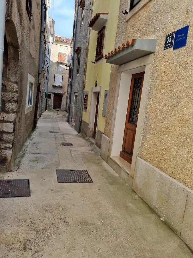 Apartman Iva Cres Apartment 0*,  Croatia
